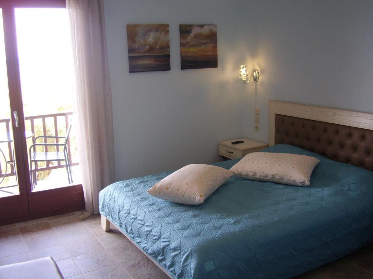 Sunset Suites Lefokastro Oda fotoğraf